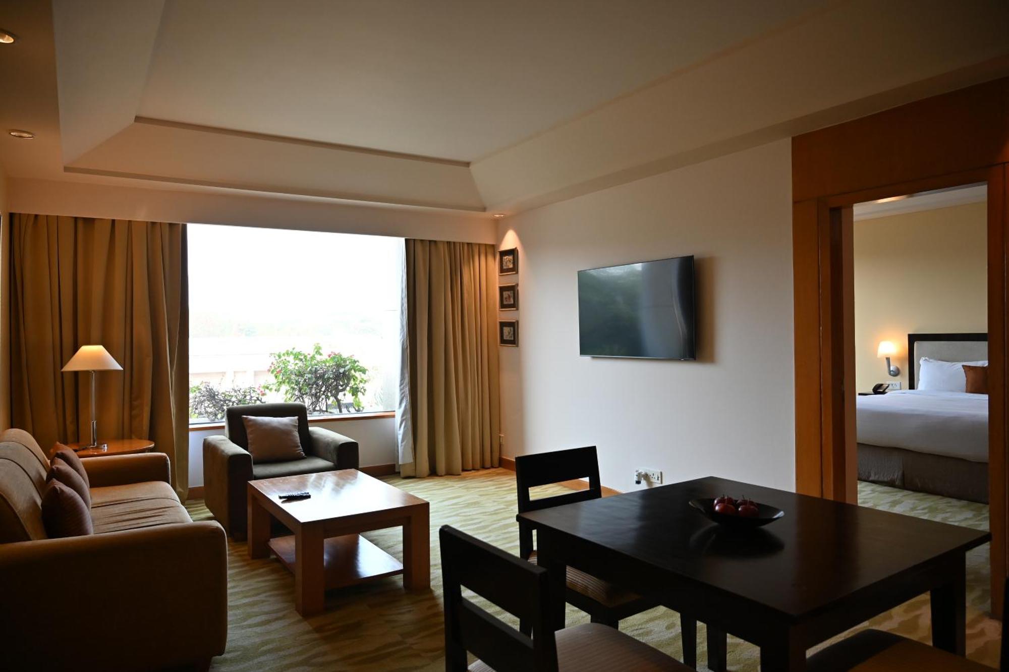 The Grand New Delhi Hotel Ngoại thất bức ảnh